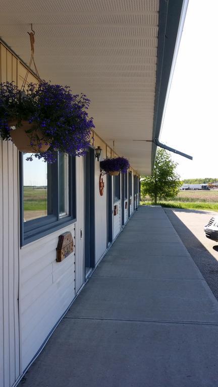 Quest Motel Whitewood Eksteriør bilde