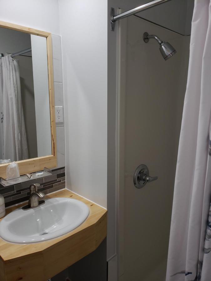 Quest Motel Whitewood Eksteriør bilde